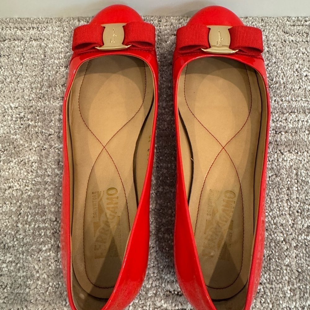 Salvatore Ferragamo Varina Ballet Flat - Picture 3 of 15